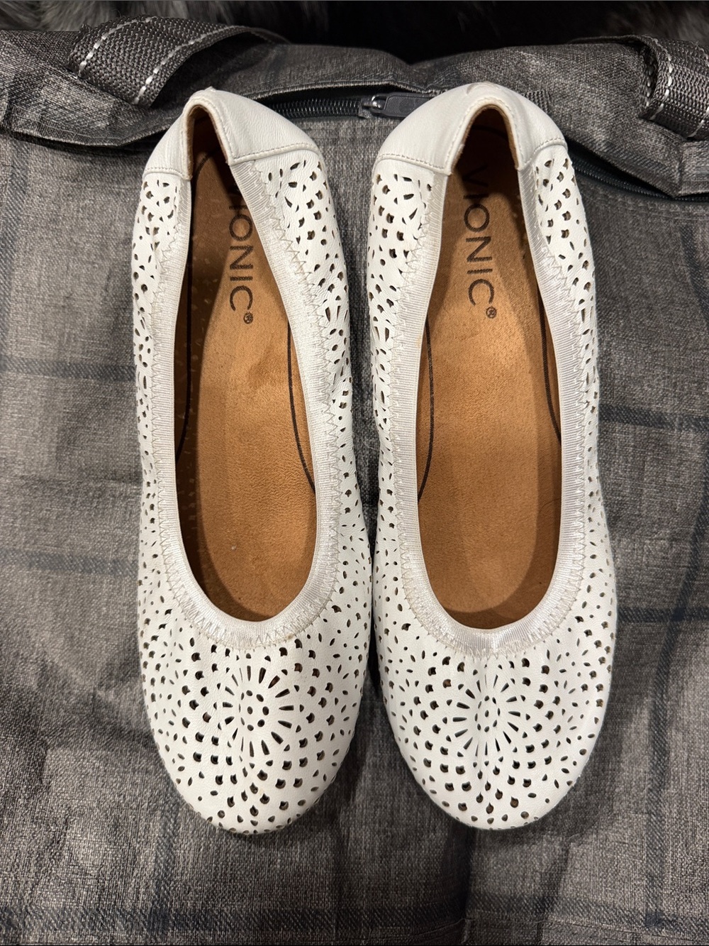 Vionic White Laser-Cut Ballet Flats